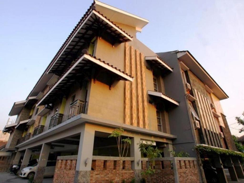 Oasis Studio - Satu Kejayan Exterior photo